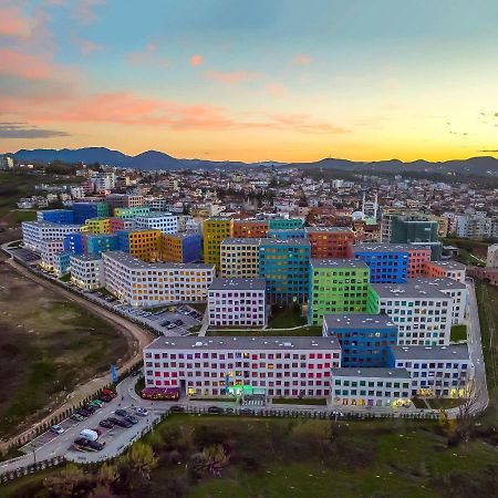 Modern Apartment In Tiranë Luaran gambar